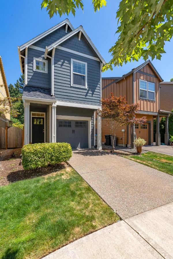 Modern Home, Four Bedrooms, King Beds Tigard Exterior photo